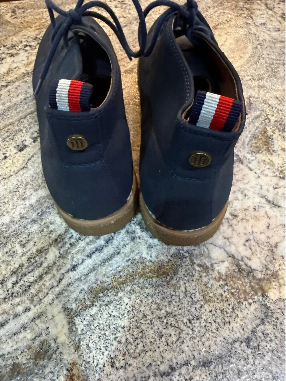 Tommy Hilfiger TWBENAY-SS Navy Suede Chukka Boots Size 8.5M